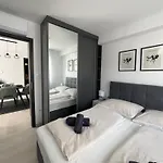 Apartment Silver Side