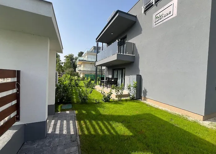 Silver Side Apartment *